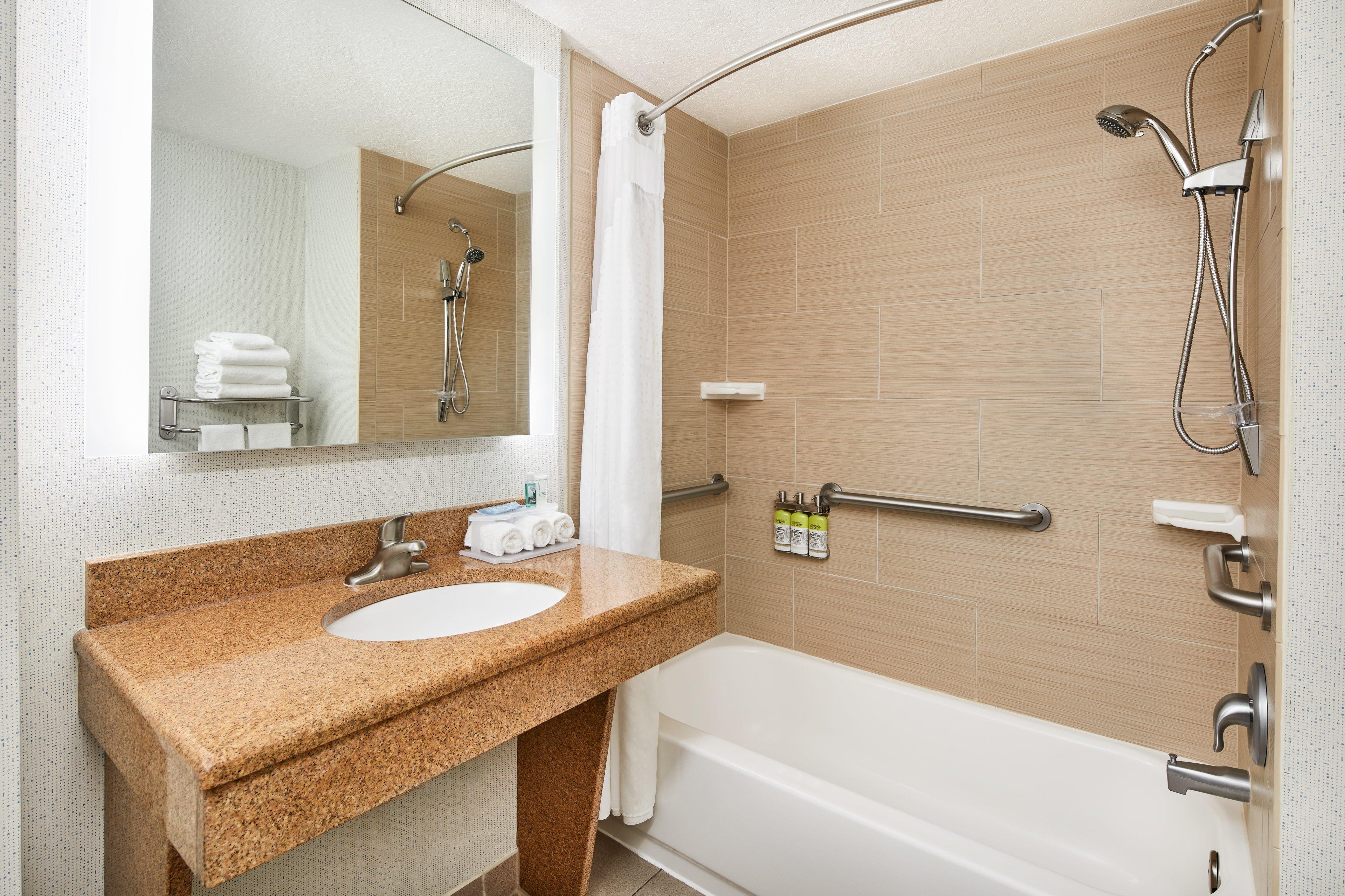 Hotel Express & South East - Medical Center Area By Ihg 2*