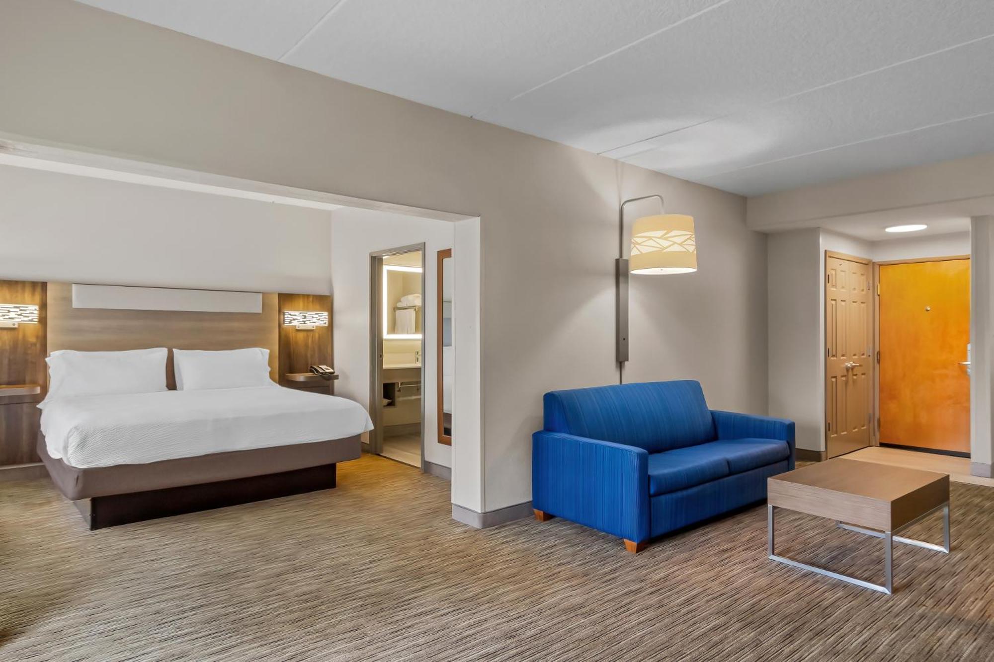 Hotel Express & South East - Medical Center Area By Ihg
