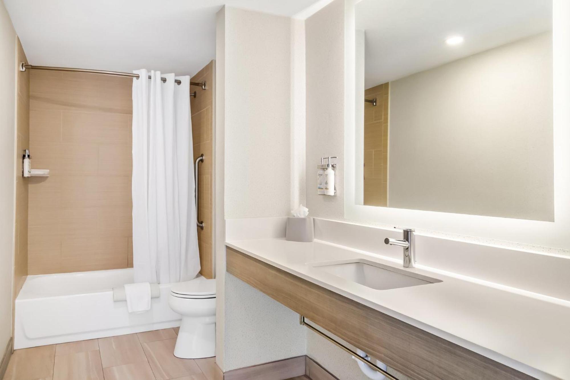 Express & South East - Medical Center Area By Ihg