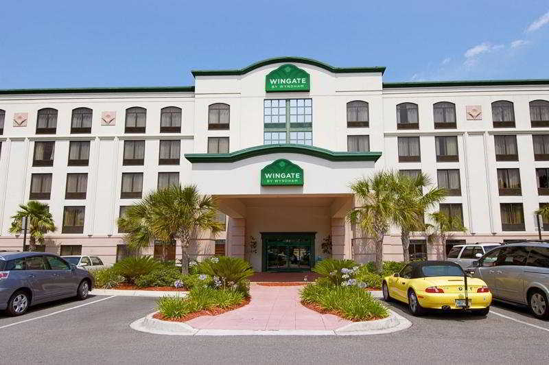 Express & South East - Medical Center Area By Ihg Hotel Jacksonville