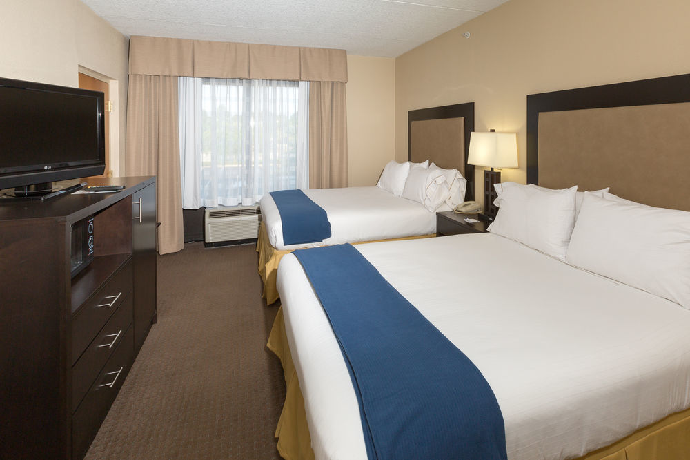 Hotel Holiday Express & South East - Medical Center Area By Ihg 2*